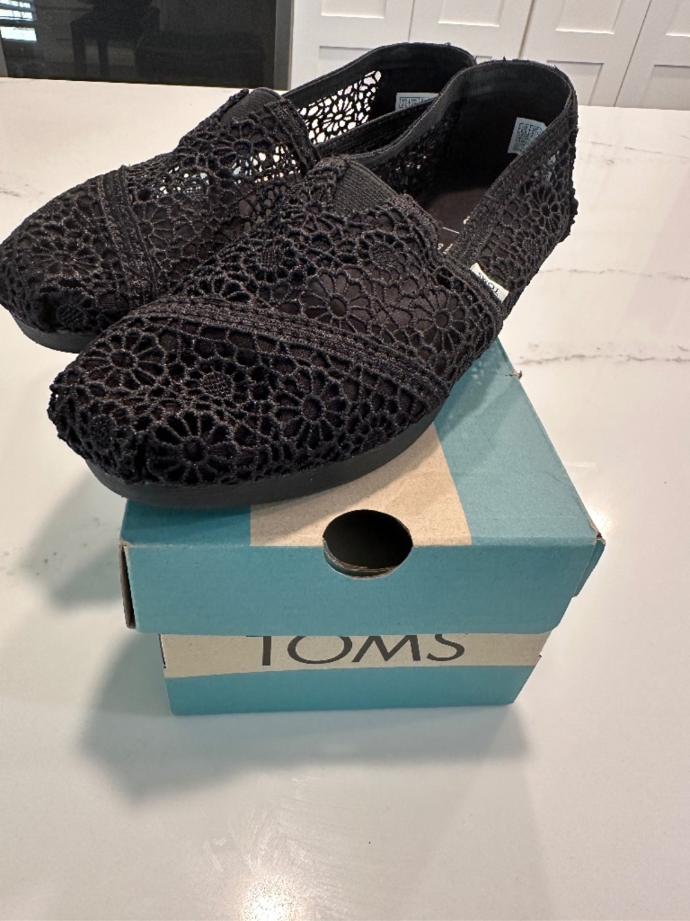 Tom’s black Alpargata crochet shoes 6.5